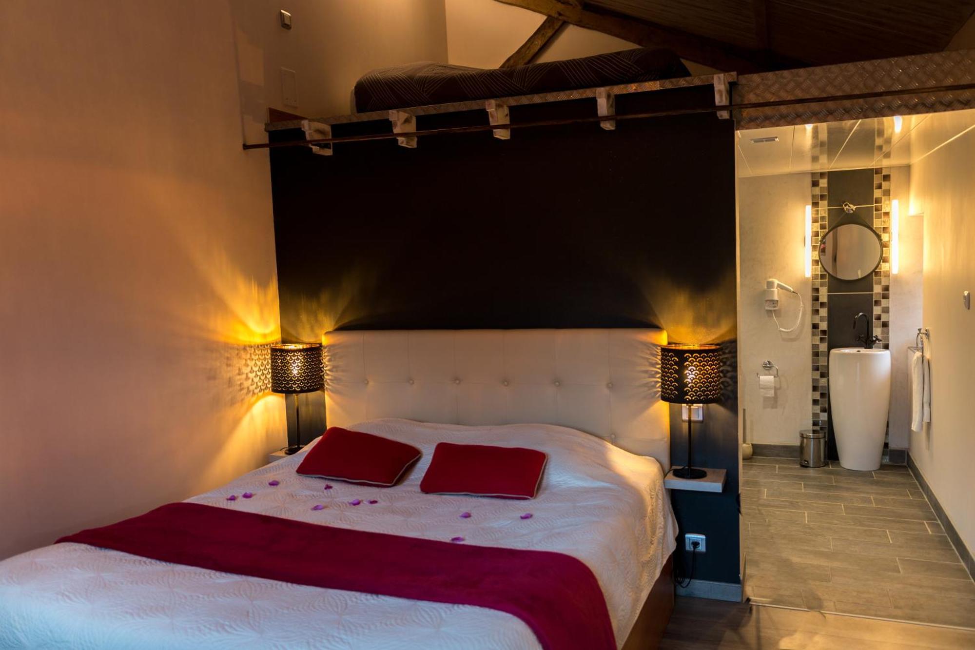 O Delices De La Monnerie Hotel Bourgnac Екстериор снимка